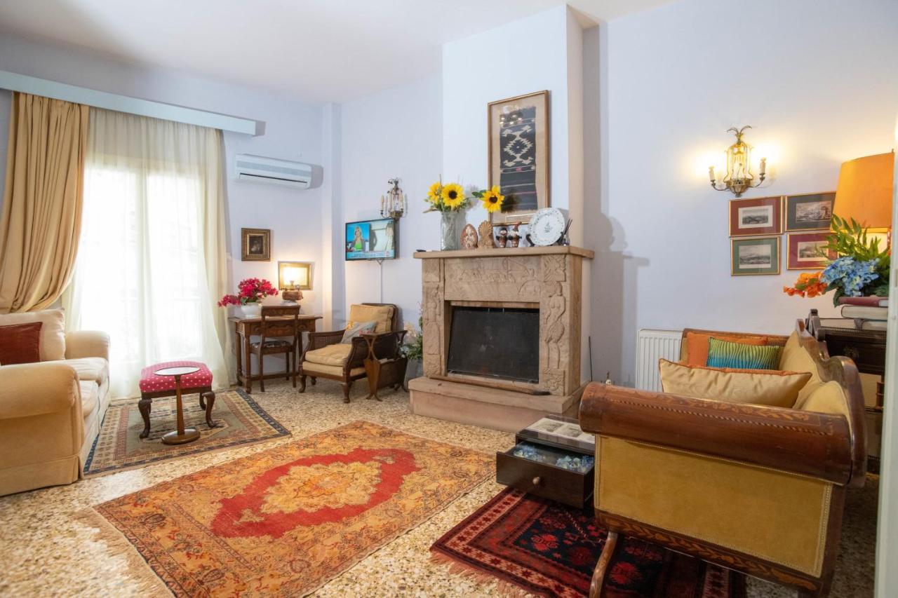 Marina'S Bright Getaway - Nafplio Center House Apartment Ngoại thất bức ảnh