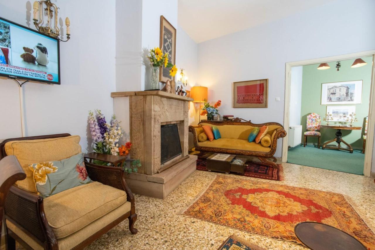 Marina'S Bright Getaway - Nafplio Center House Apartment Ngoại thất bức ảnh