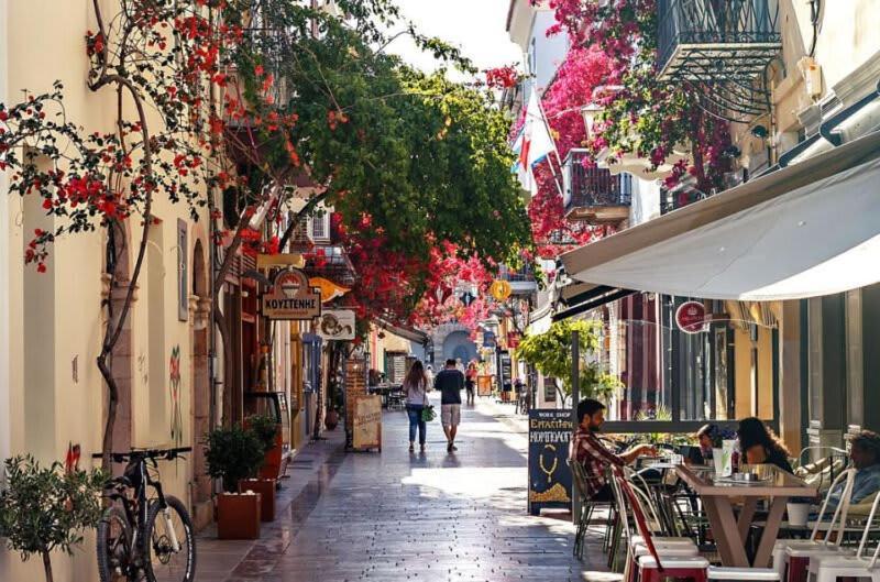 Marina'S Bright Getaway - Nafplio Center House Apartment Ngoại thất bức ảnh