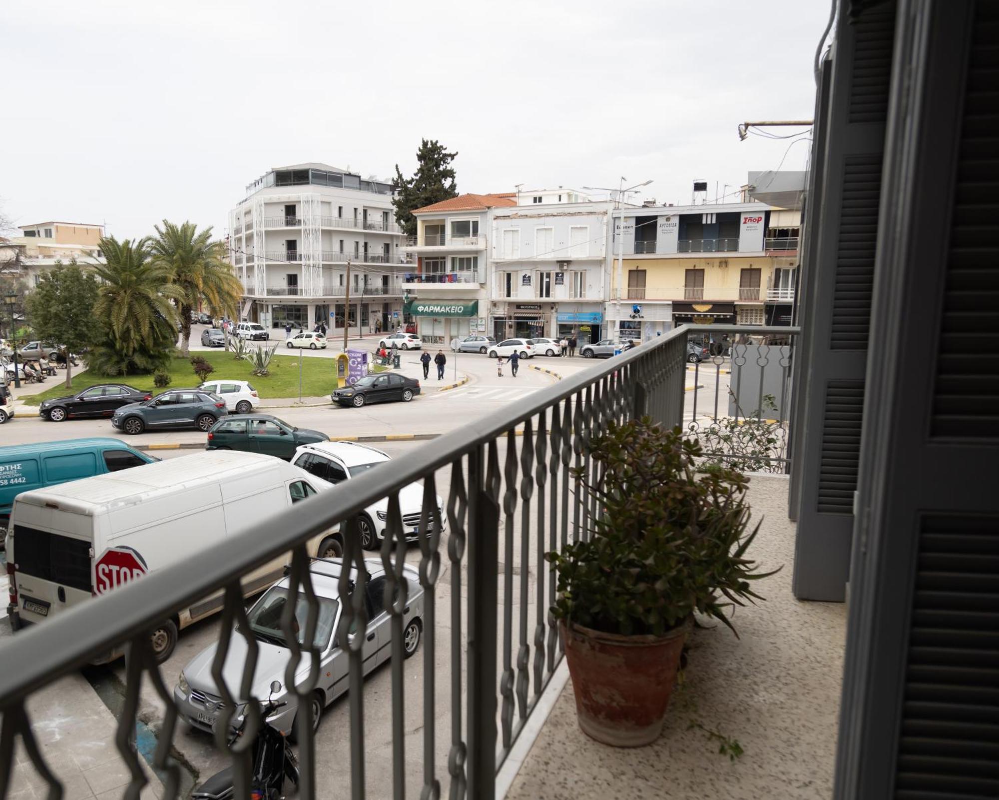 Marina'S Bright Getaway - Nafplio Center House Apartment Ngoại thất bức ảnh